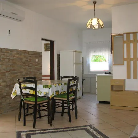 Lejlighed In With Sea View, Terrace, Air Conditioning, Wifi 4229-1