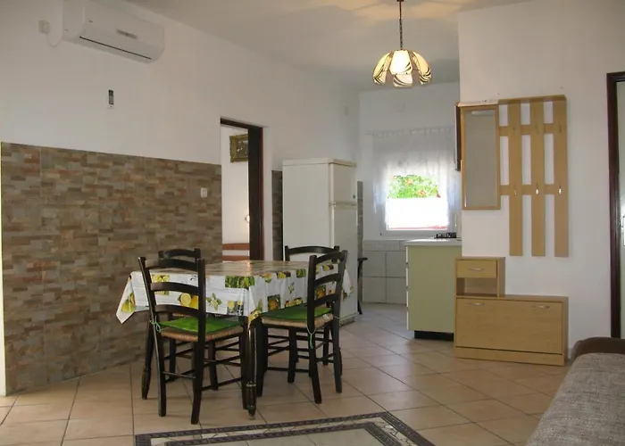 Apartman In With Sea View, Terrace, Air Conditioning, Wifi 4229-1